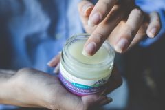Lansinoh Organik Göğüs Ucu Balmı 60gr