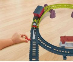 Thomas ve Arkadaşları Tren Seti Percy - HGY82-HGY84
